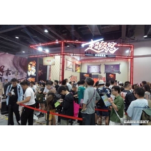 <b>《超级忍 反攻的斩击》参展核聚变 白衣忍者突袭现场</b>